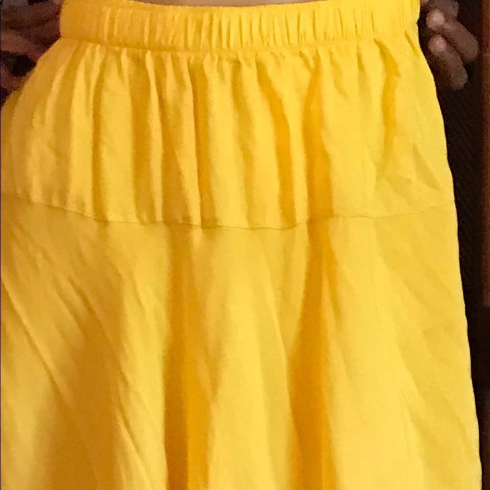 Yellow low crotch size XXXXL  pants.